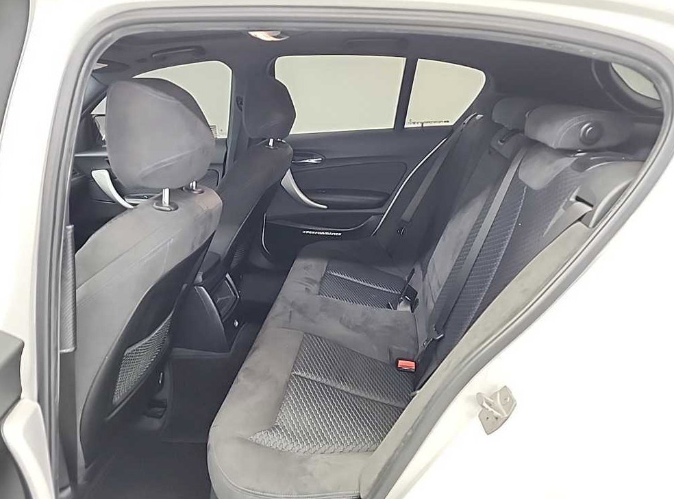 BMW 1시리즈 118d M 스포츠 섀도우 에디션 사진 12