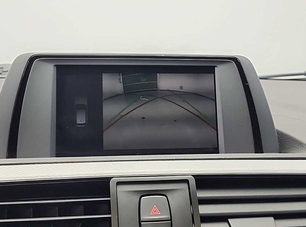 BMW 1시리즈 118d M 스포츠 섀도우 에디션 사진 15
