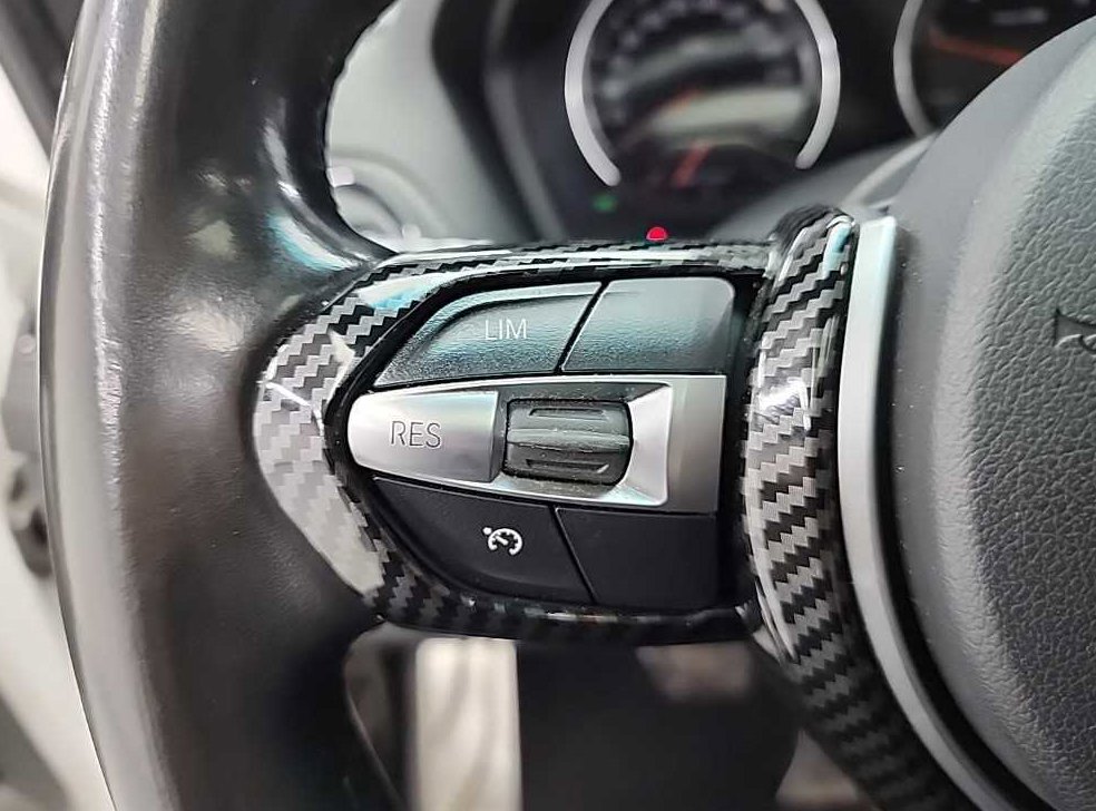 BMW 1시리즈 118d M 스포츠 섀도우 에디션 사진 17