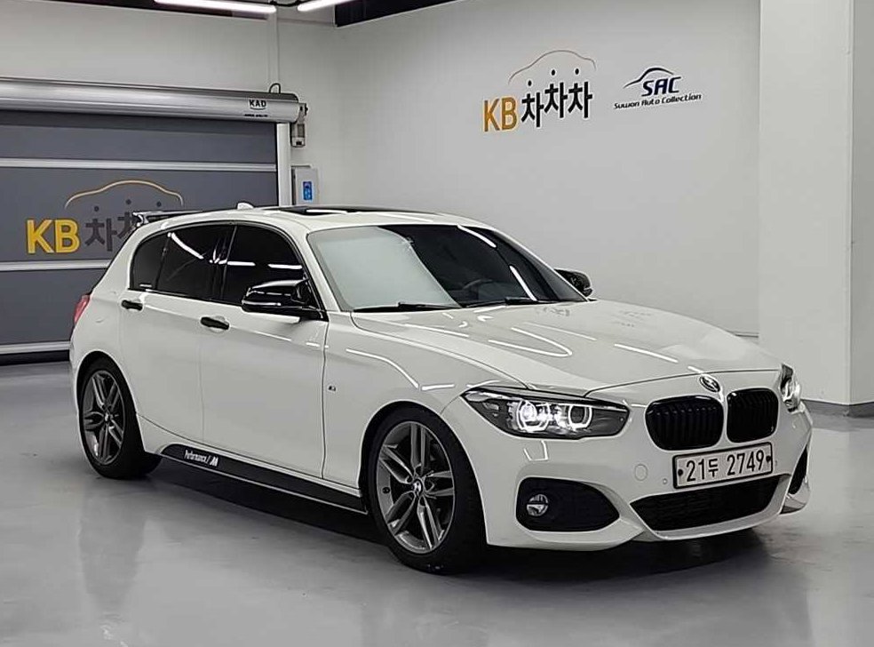 BMW 1시리즈 118d M 스포츠 섀도우 에디션 사진 4
