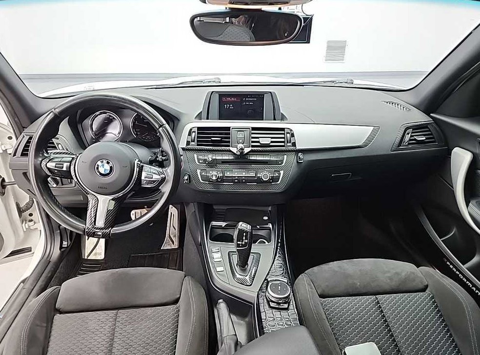 BMW 1시리즈 118d M 스포츠 섀도우 에디션 사진 7