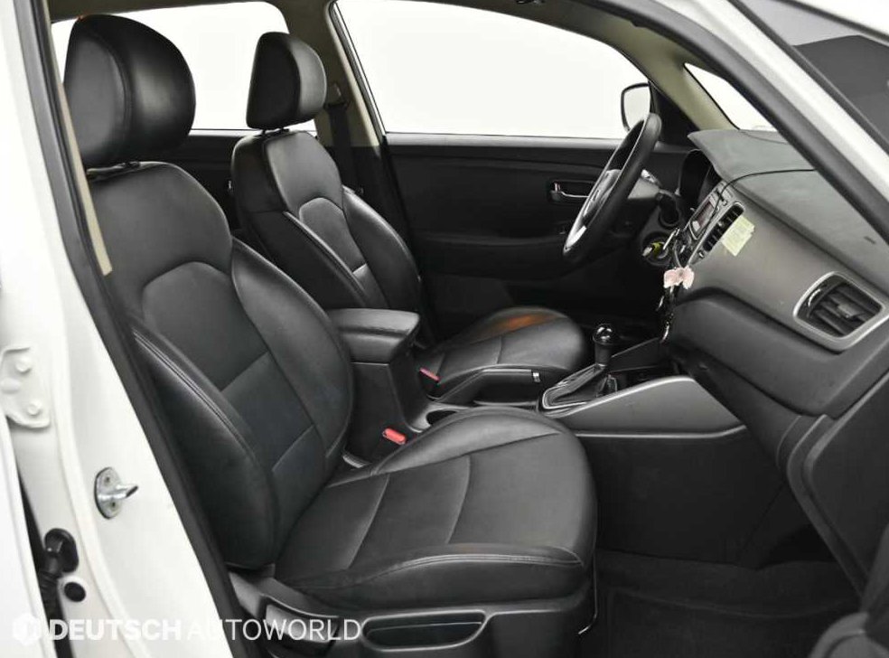 기아 카렌스 1.7 VGT 럭셔리 사진 10