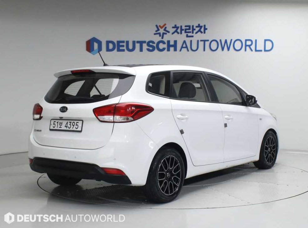 기아 카렌스 1.7 VGT 럭셔리 사진 2
