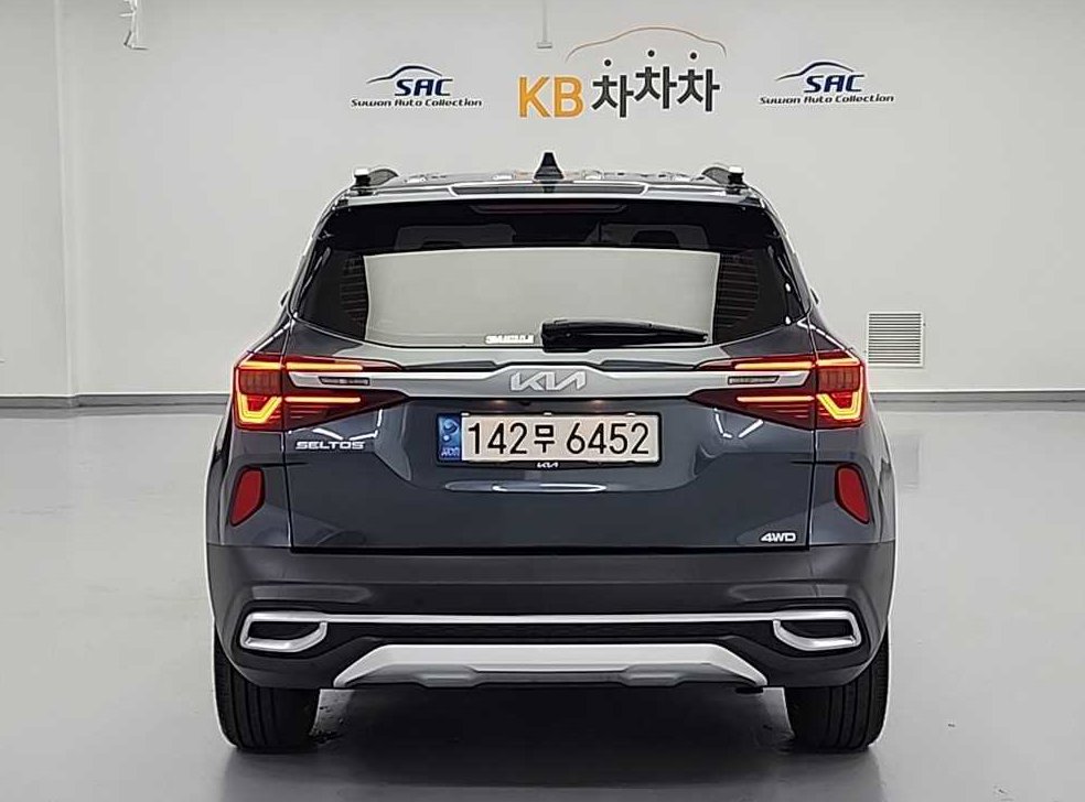 기아 셀토스 가솔린 1.6 터보 4WD 사진 3