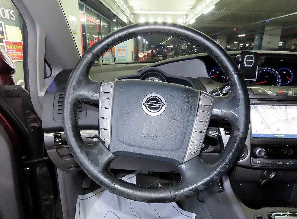 KG모빌리티(쌍용)  코란도 4WD GT 사진 8