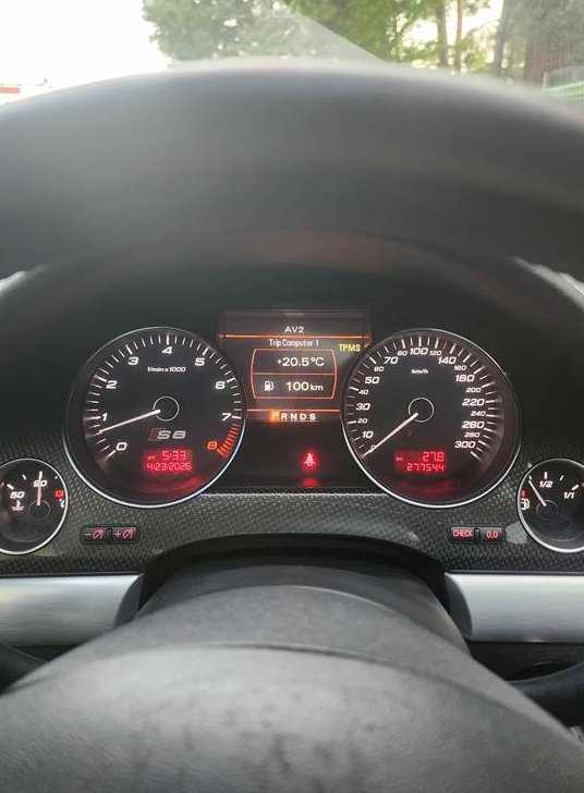 아우디 S8 5.2 FSI 콰트로 사진 9