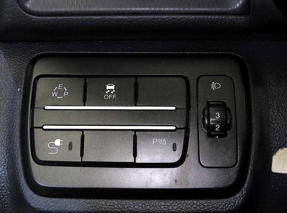 KG모빌리티(쌍용)  티볼리 2WD 가솔린 1.6 RX 사진 15
