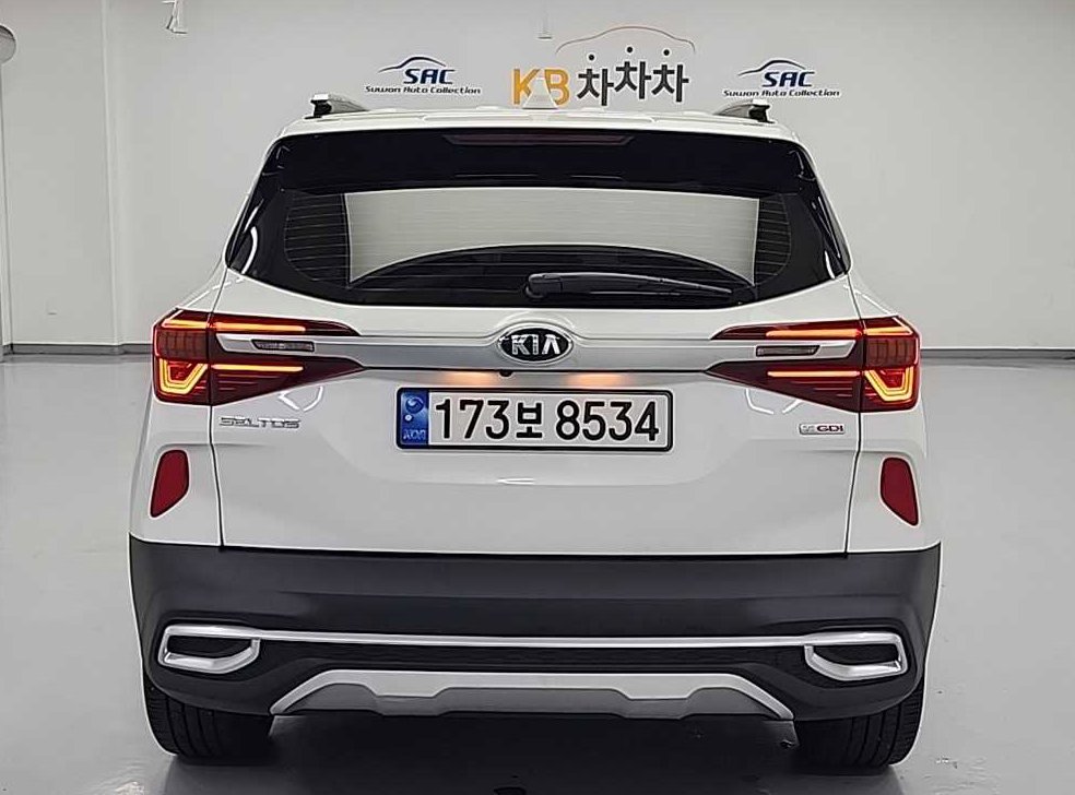 기아 셀토스 가솔린 1.6 터보 2WD 사진 3