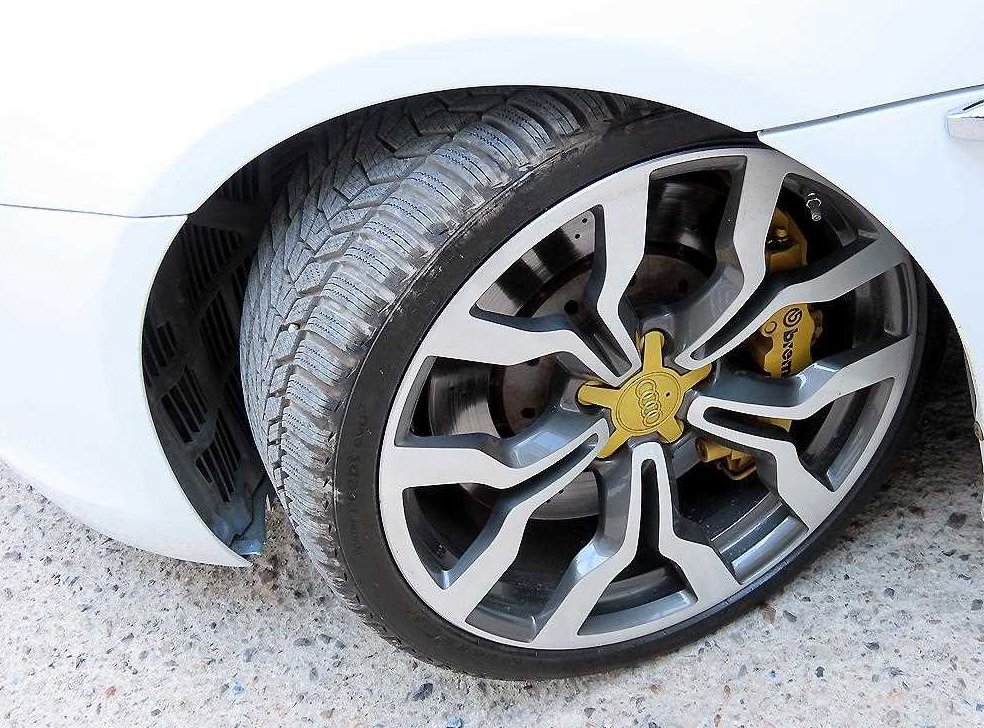 아우디 R8 5.2 V10 스파이더 사진 20