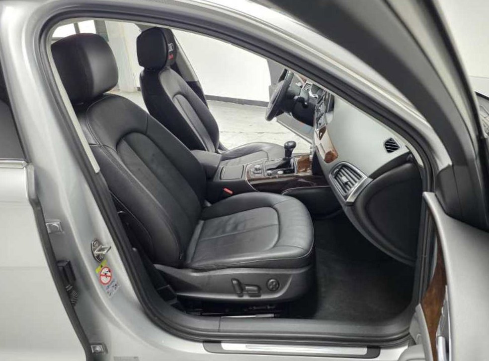 아우디 A6 2.0 TFSI 콰트로 사진 10