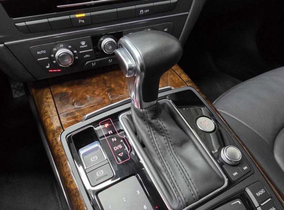 아우디 A6 2.0 TFSI 콰트로 사진 15