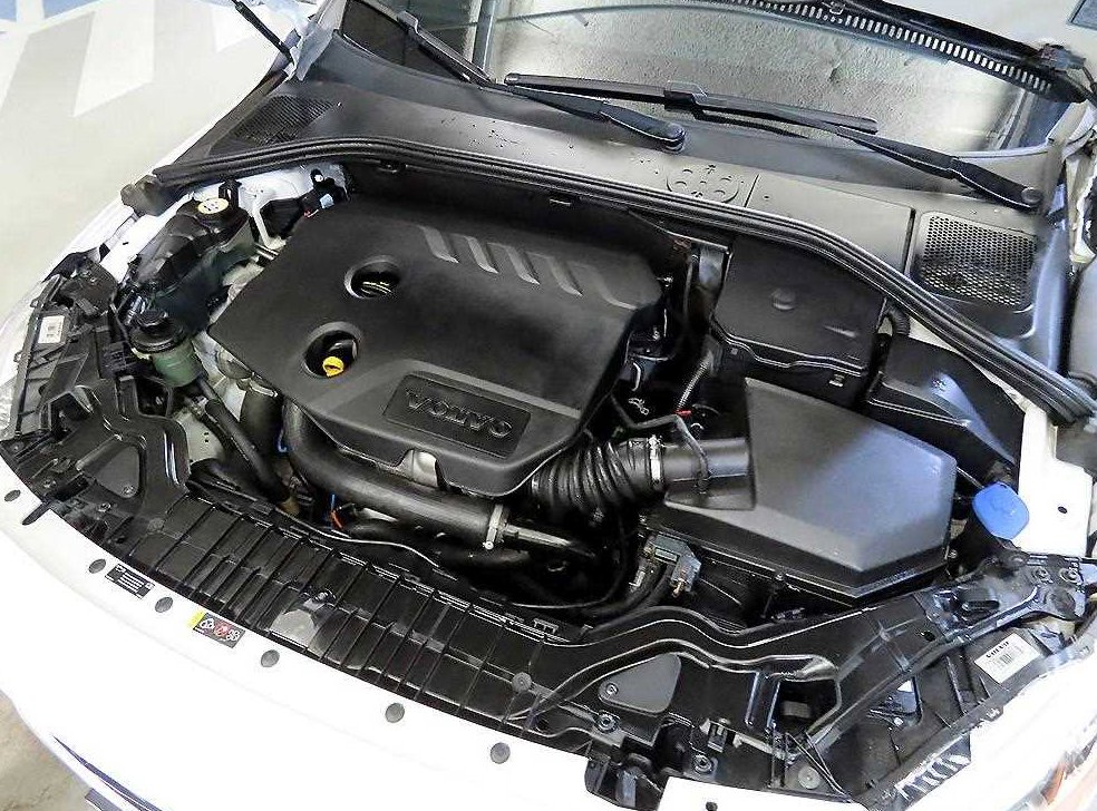 볼보 S60 D2 사진 19