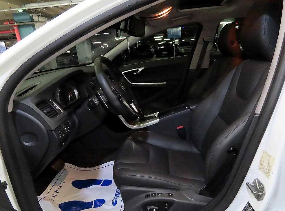 볼보 S60 D2 사진 6