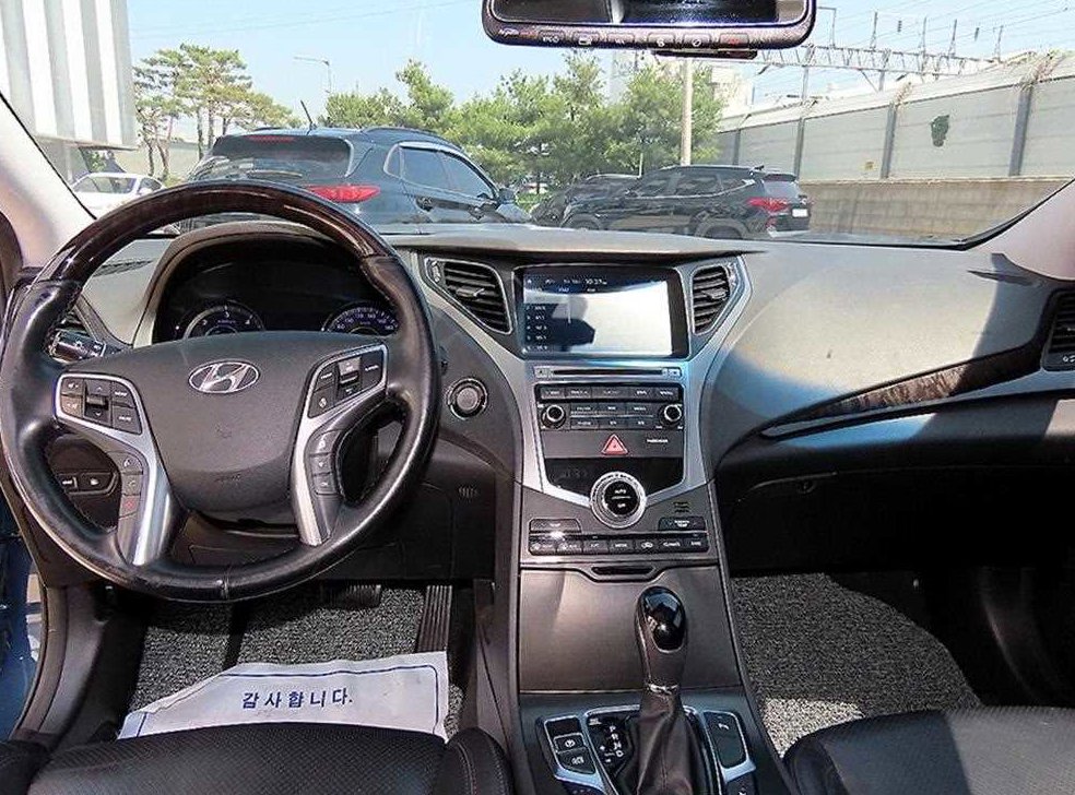 현대 그랜저 HG220 PREMIUM 사진 7