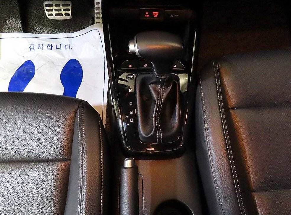 기아 스토닉 디젤 1.6 트렌디 사진 12