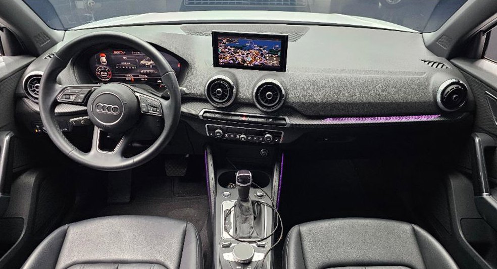 아우디 Q2 35 TDI 프리미엄 사진 10