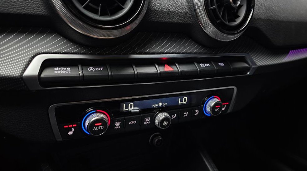 아우디 Q2 35 TDI 프리미엄 사진 19