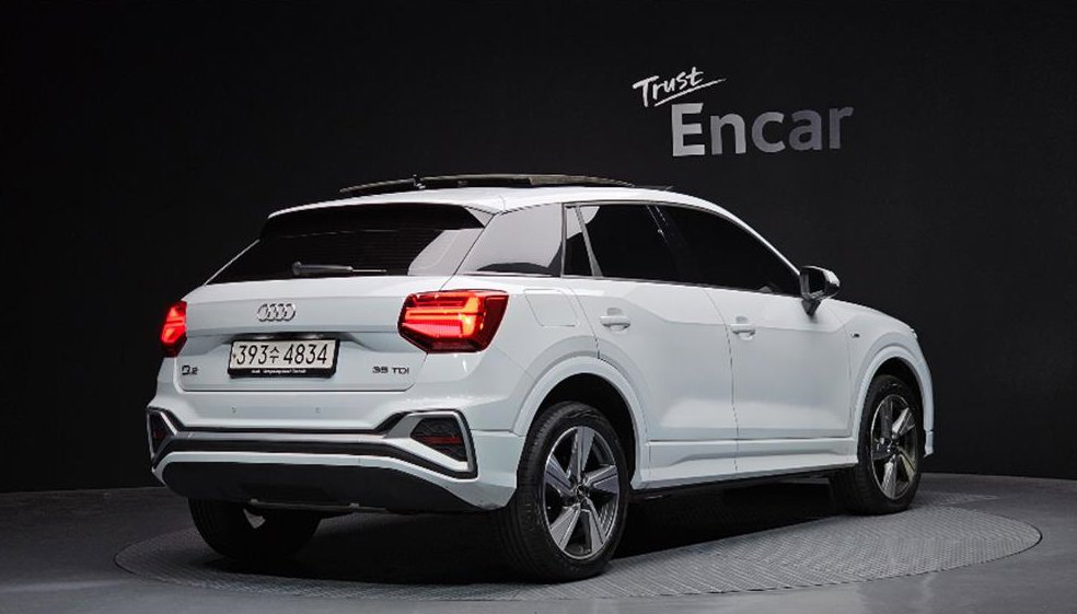 아우디 Q2 35 TDI 프리미엄 사진 2