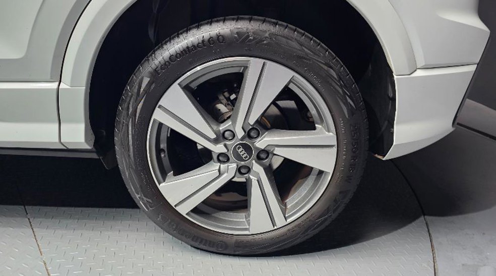 아우디 Q2 35 TDI 프리미엄 사진 6