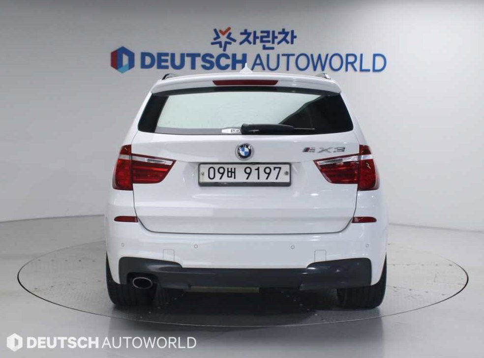 BMW X3 xDrive 20d M 에어로다이나믹 사진 4