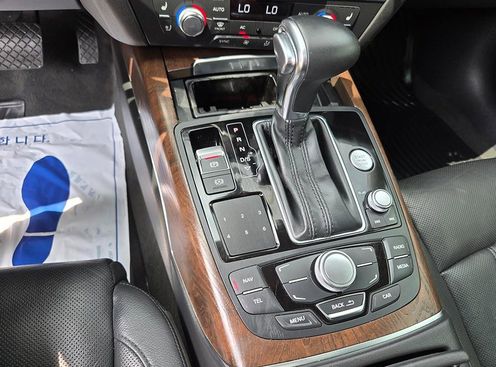 아우디 A6 3.0 TFSI 콰트로 사진 11