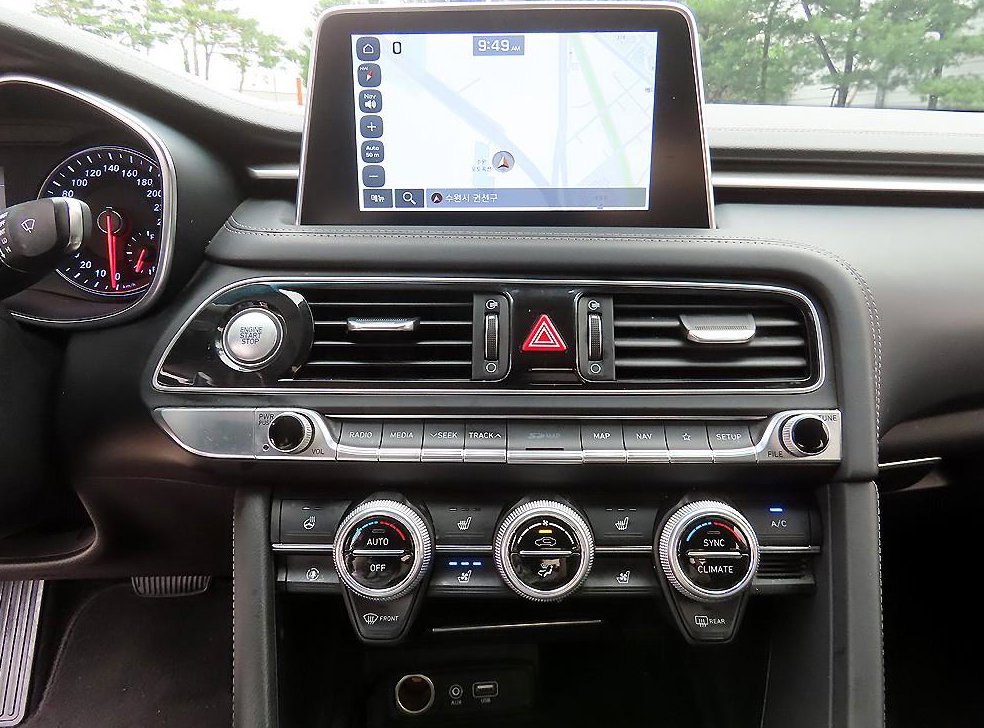 제네시스 G70 2.0T 사진 13