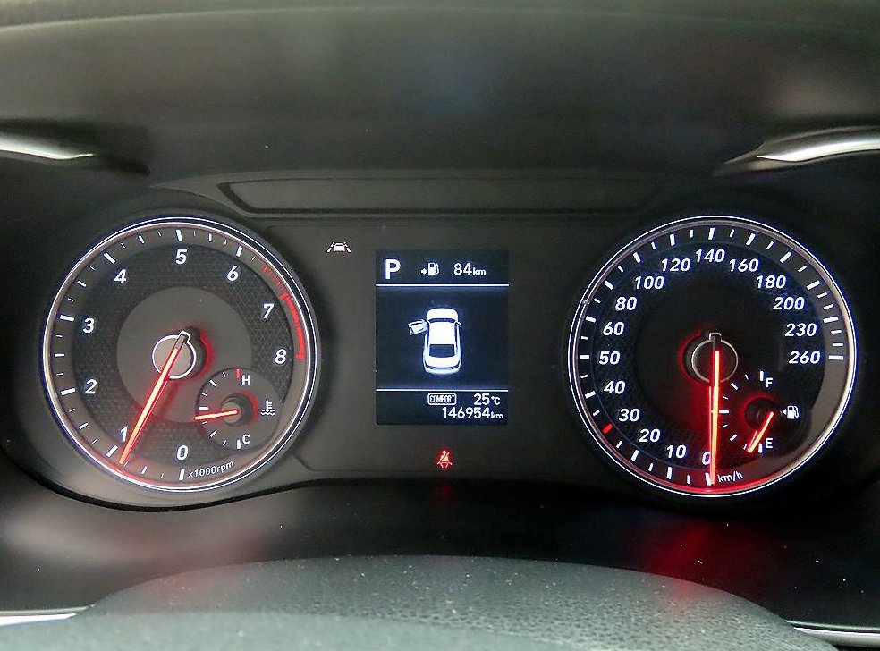 제네시스 G70 2.0T 사진 9