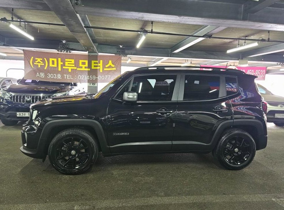 지프 레니게이드 2.4 리미티드 사진 3