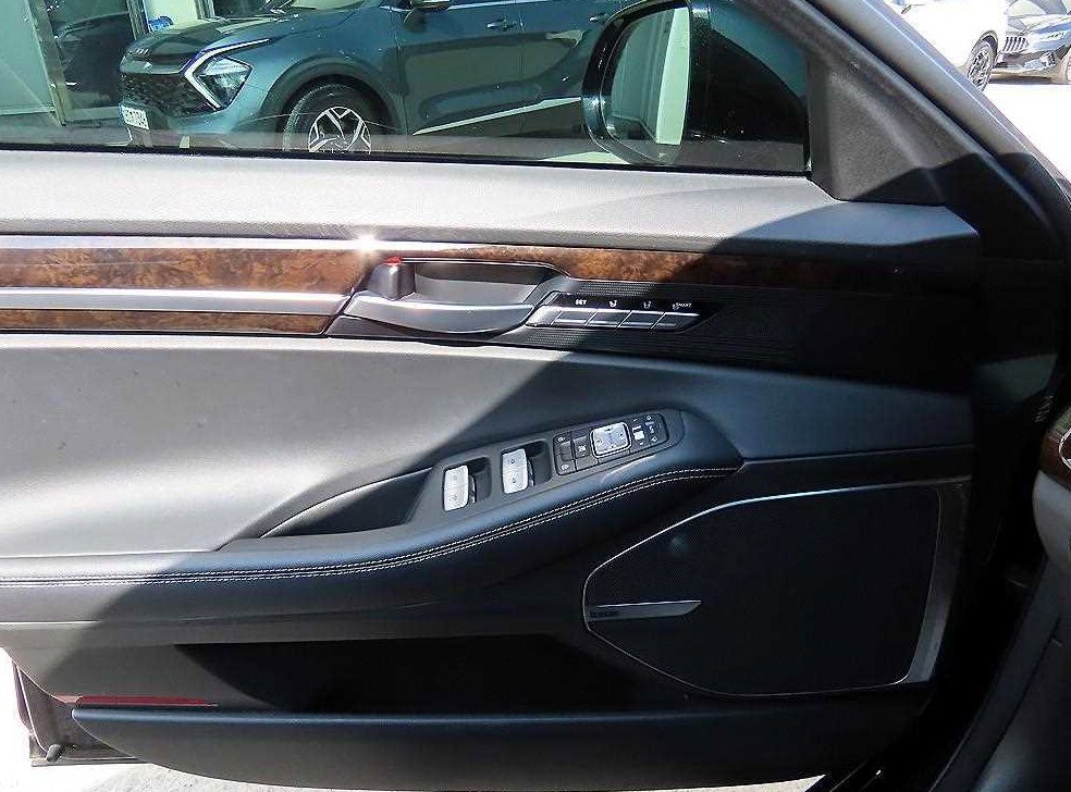 제네시스 G90 3.8 GDI AWD 사진 12