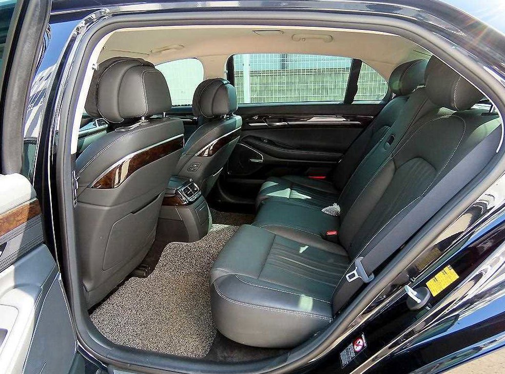 제네시스 G90 3.8 GDI AWD 사진 6