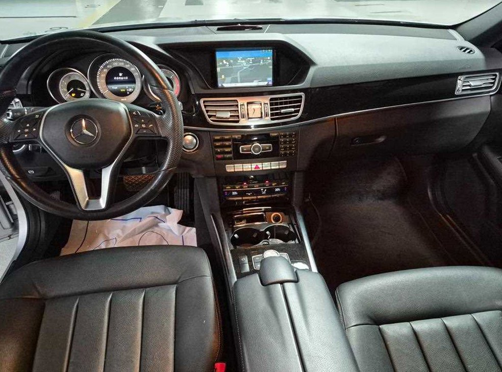 벤츠 E 클래스 E220 CDI 아방가르드 사진 6