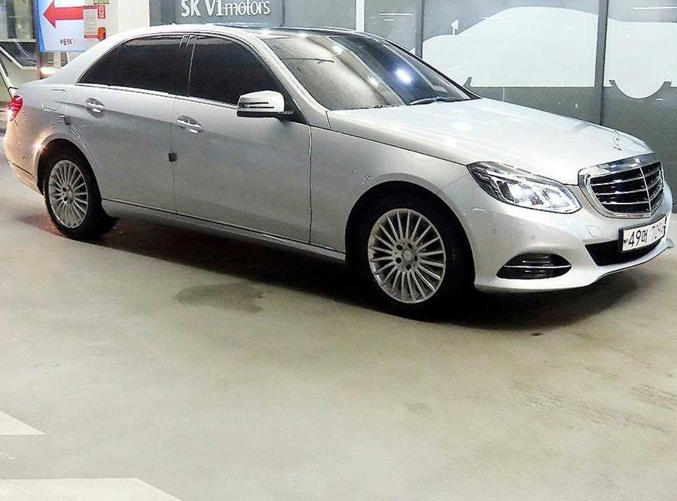 벤츠 E 클래스 E300 아방가르드