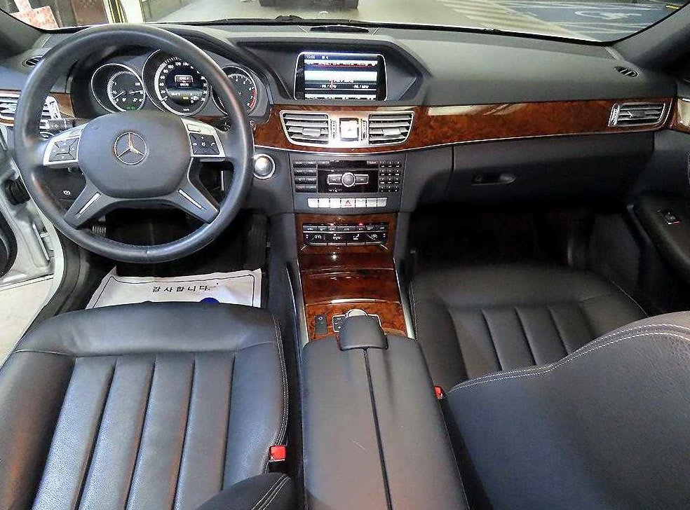 벤츠 E 클래스 E300 아방가르드 사진 10