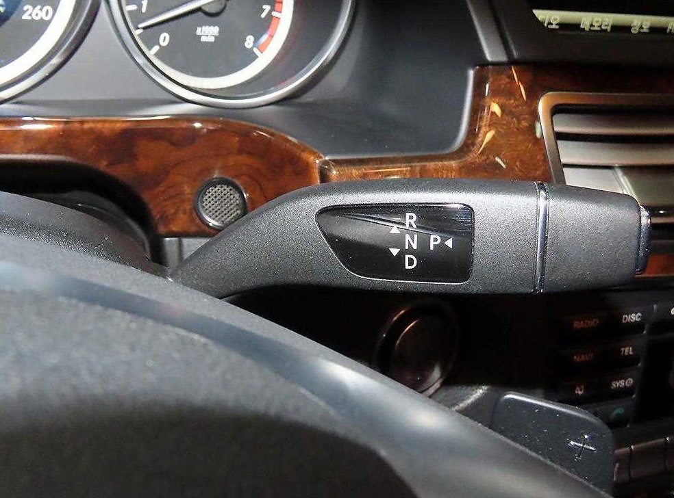 벤츠 E 클래스 E300 아방가르드 사진 12