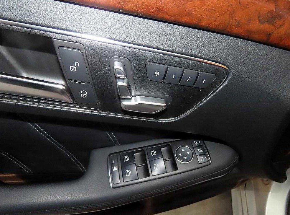 벤츠 E 클래스 E300 아방가르드 사진 13