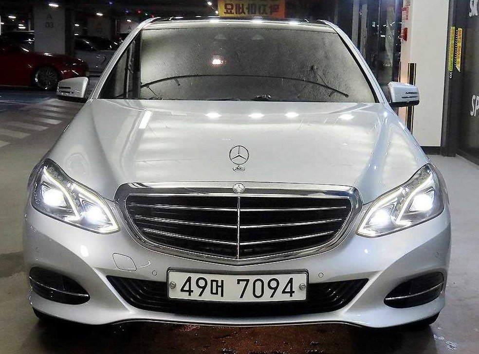 벤츠 E 클래스 E300 아방가르드 사진 2