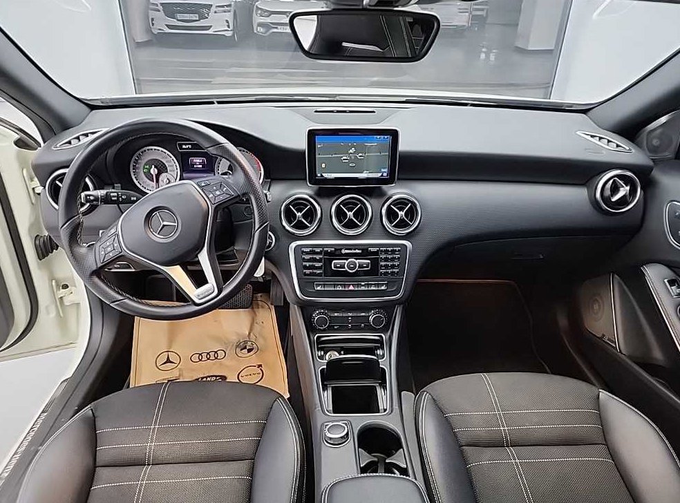 벤츠 A 클래스 A200 CDI 나이트 사진 7