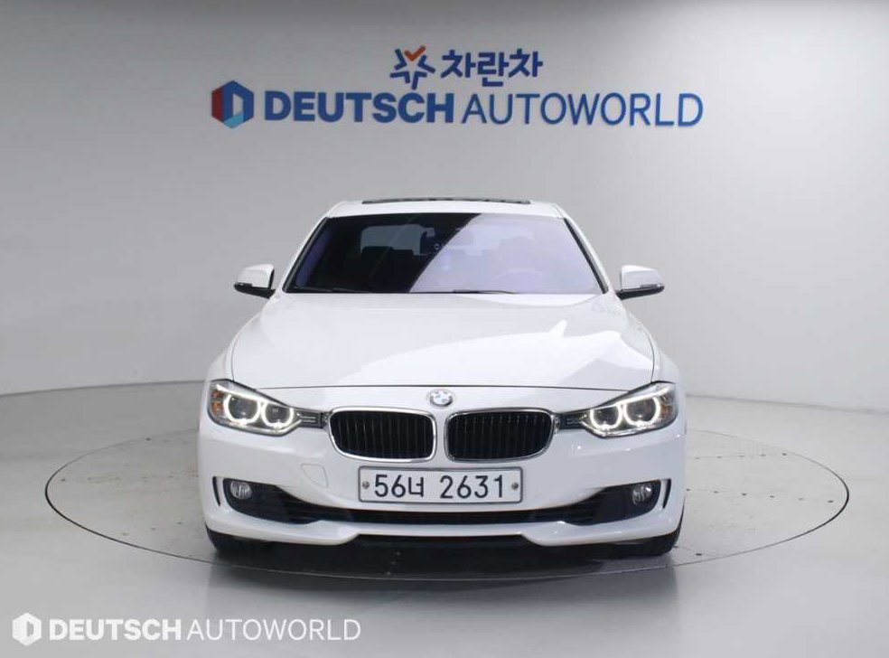 BMW 3시리즈 320i 사진 3