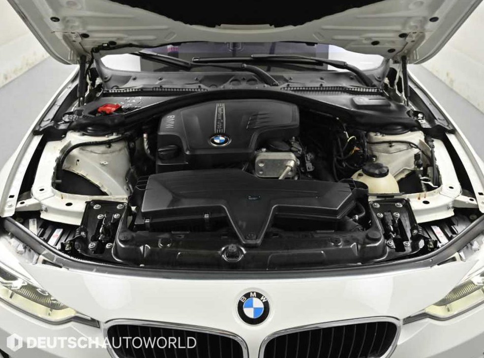 BMW 3시리즈 320i 사진 6