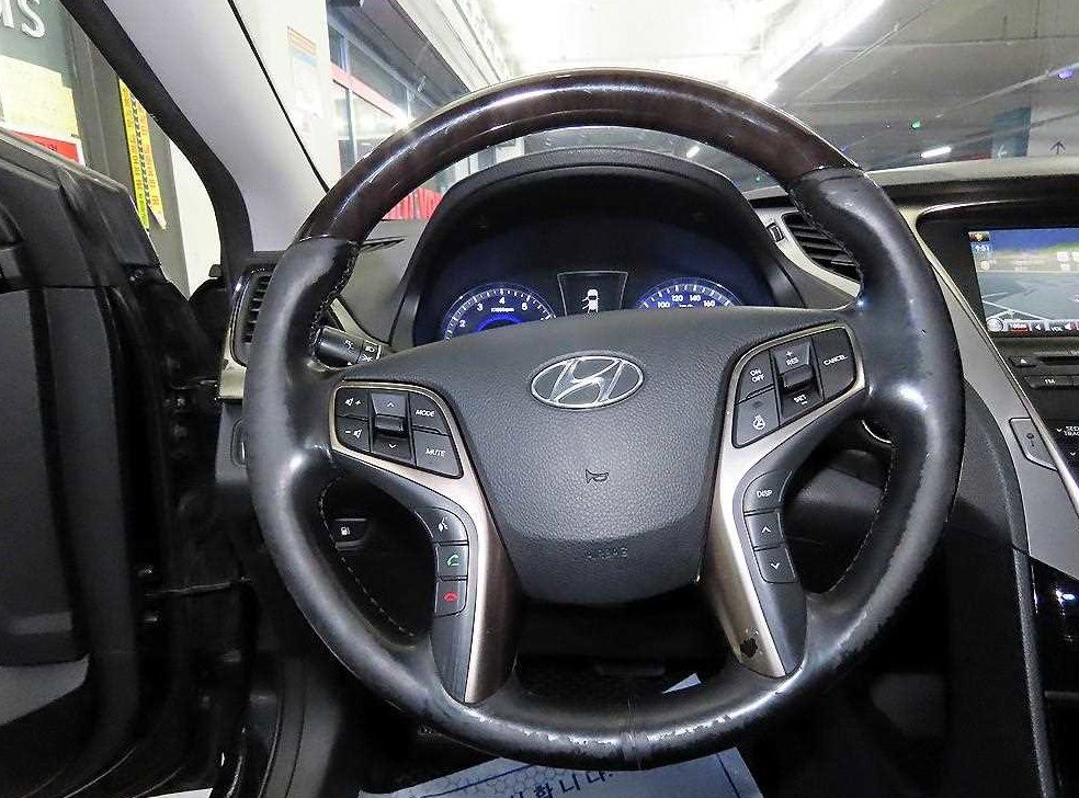 현대 그랜저 LPG HG300 프라임 사진 8