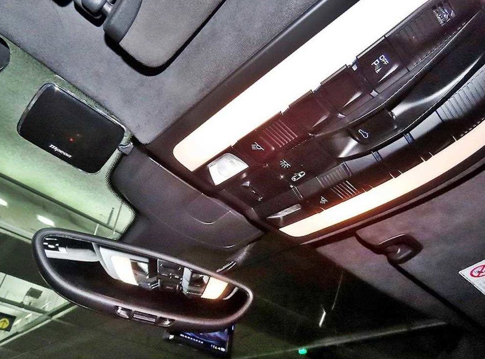 포르쉐 파나메라 4.8 GTS 사진 16