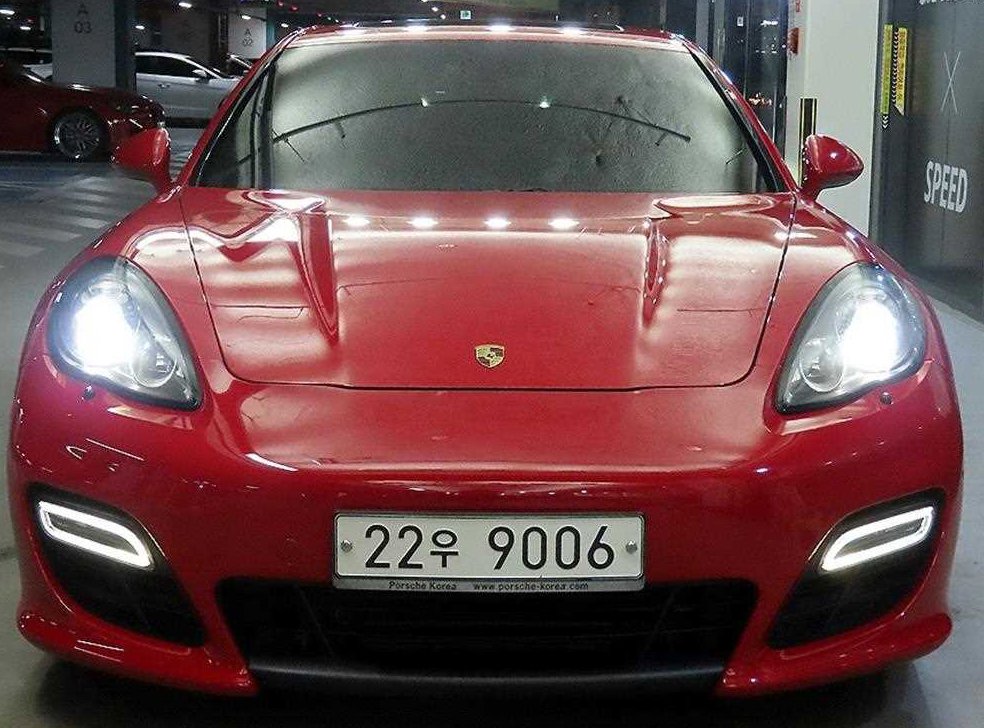 포르쉐 파나메라 4.8 GTS 사진 2
