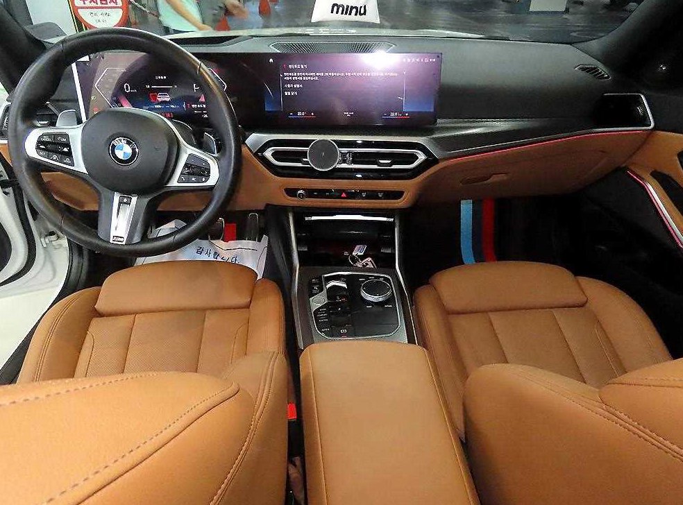 BMW 3시리즈 320i M 스포츠 사진 10