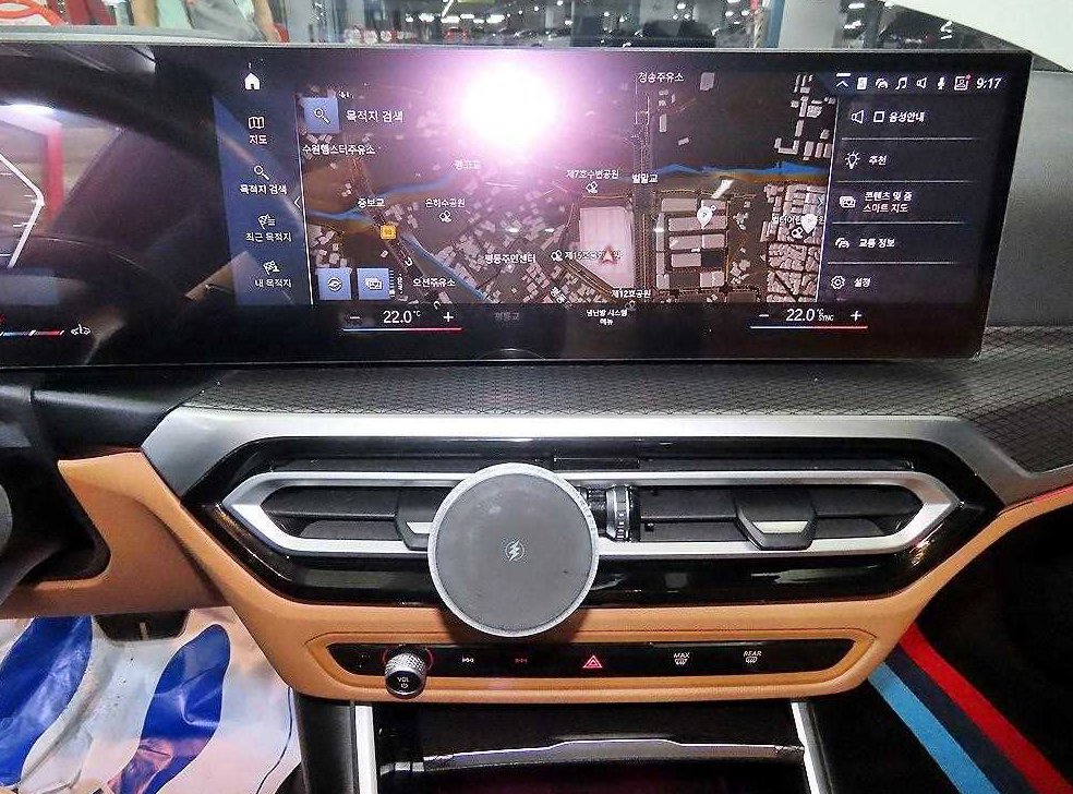 BMW 3시리즈 320i M 스포츠 사진 11