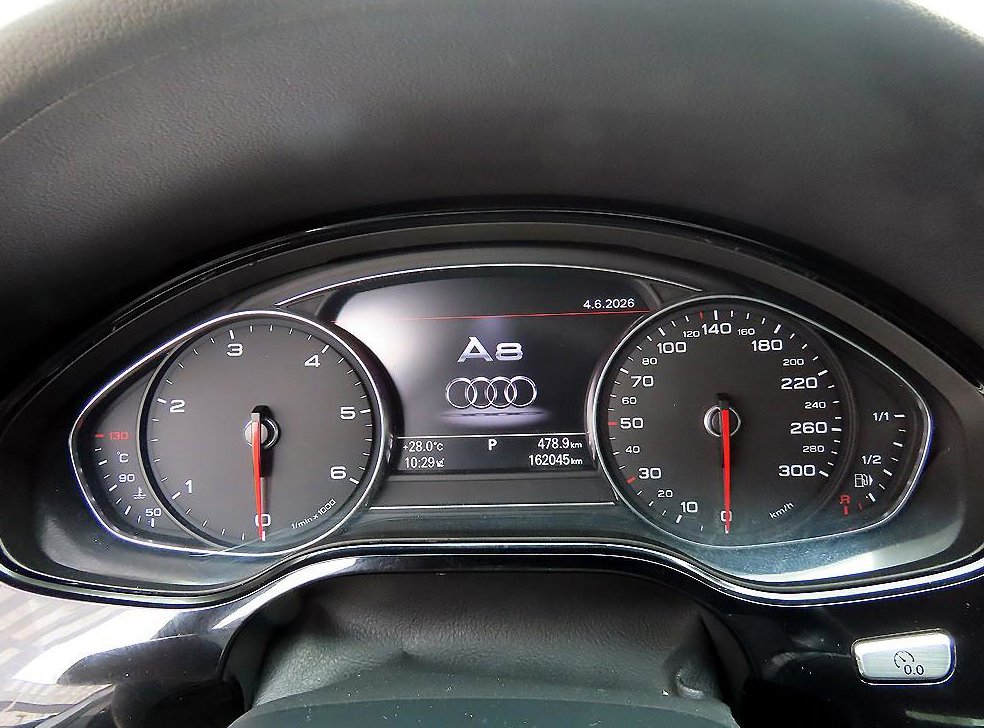 아우디 A8 3.0 TDI 콰트로 사진 9