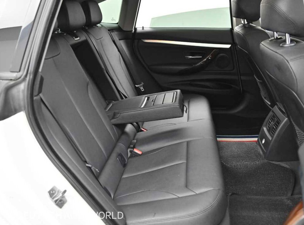 BMW 그란투리스모 GT 320D xDrive 사진 12