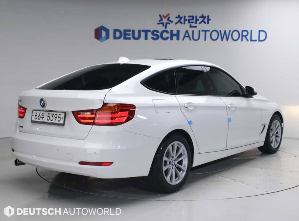 BMW 그란투리스모 GT 320D xDrive 사진 2