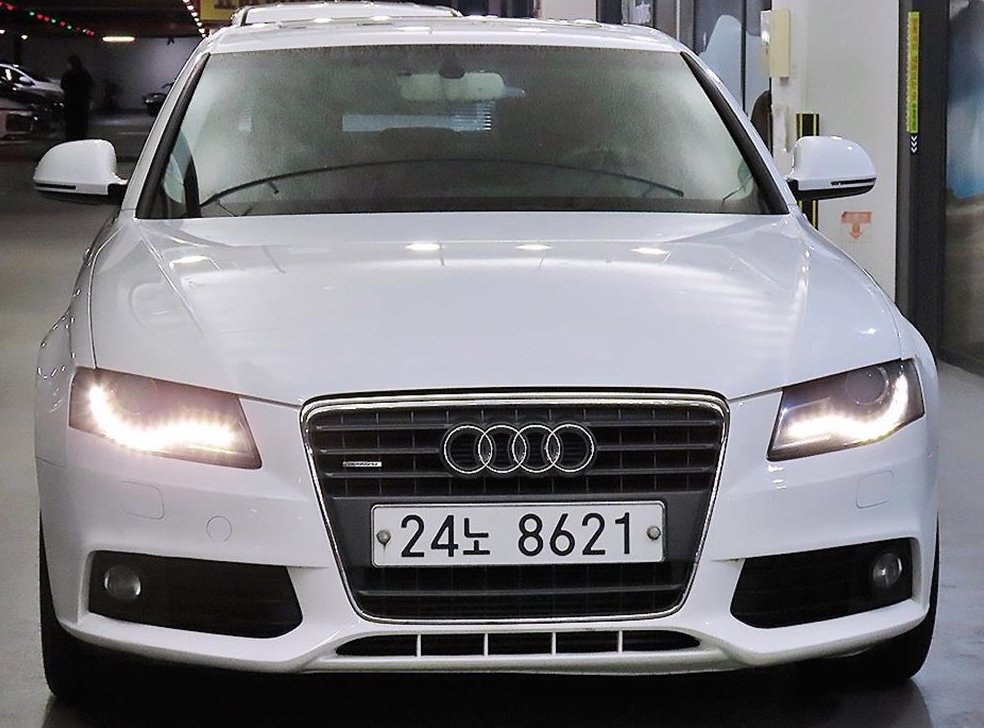 아우디 A4 2.0 TFSI 콰트로