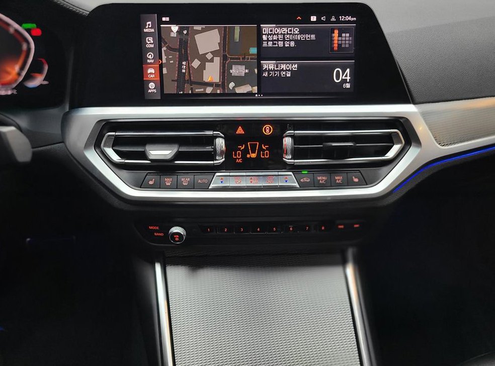 BMW 3시리즈 320d M 스포츠 사진 14