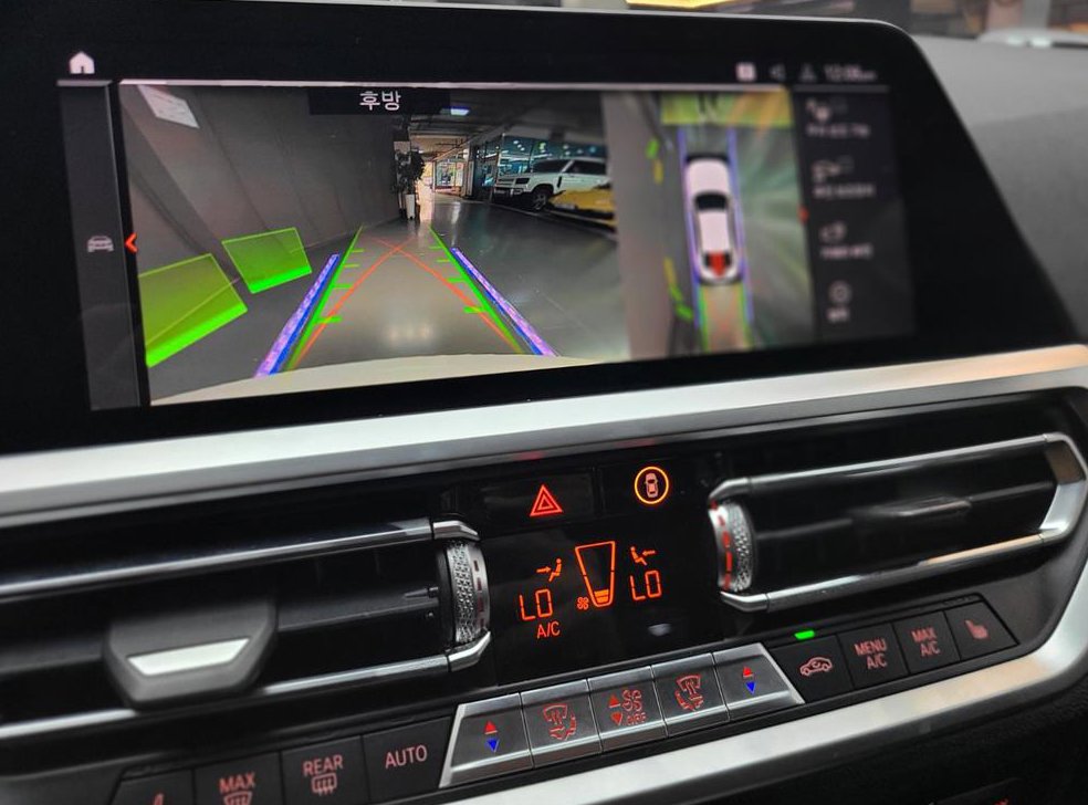 BMW 3시리즈 320d M 스포츠 사진 15